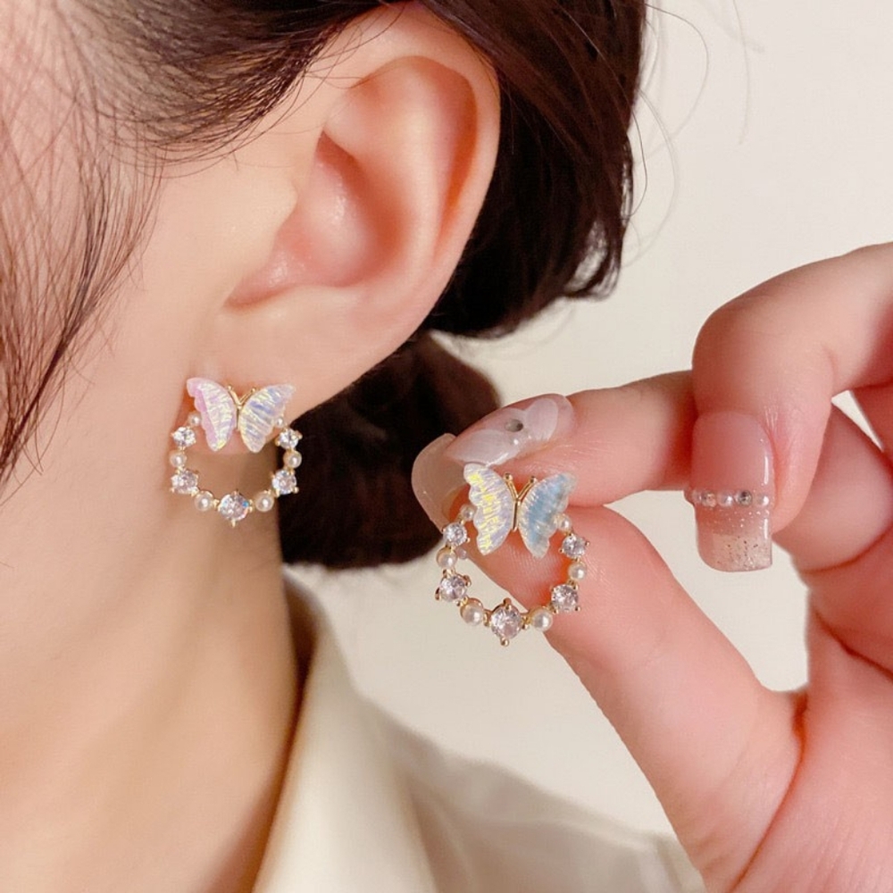 18k gold butterfly diamond earrings